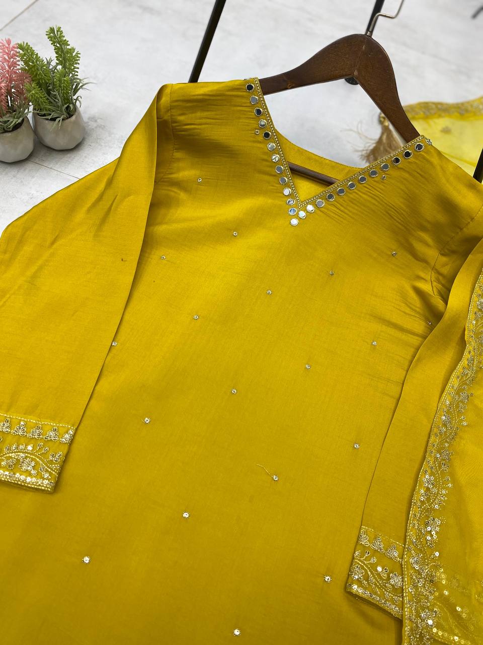 Color_Yellow