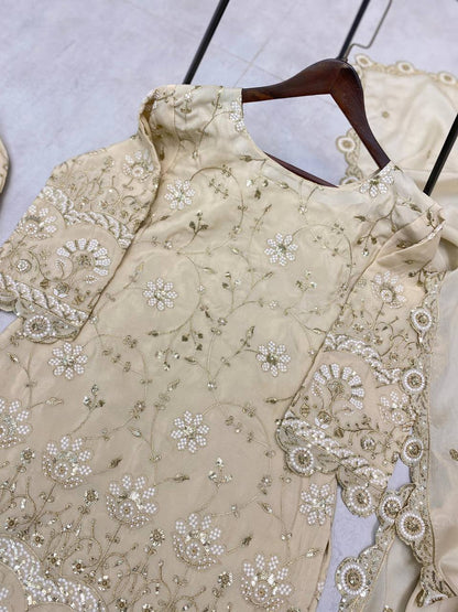 Color_Beige