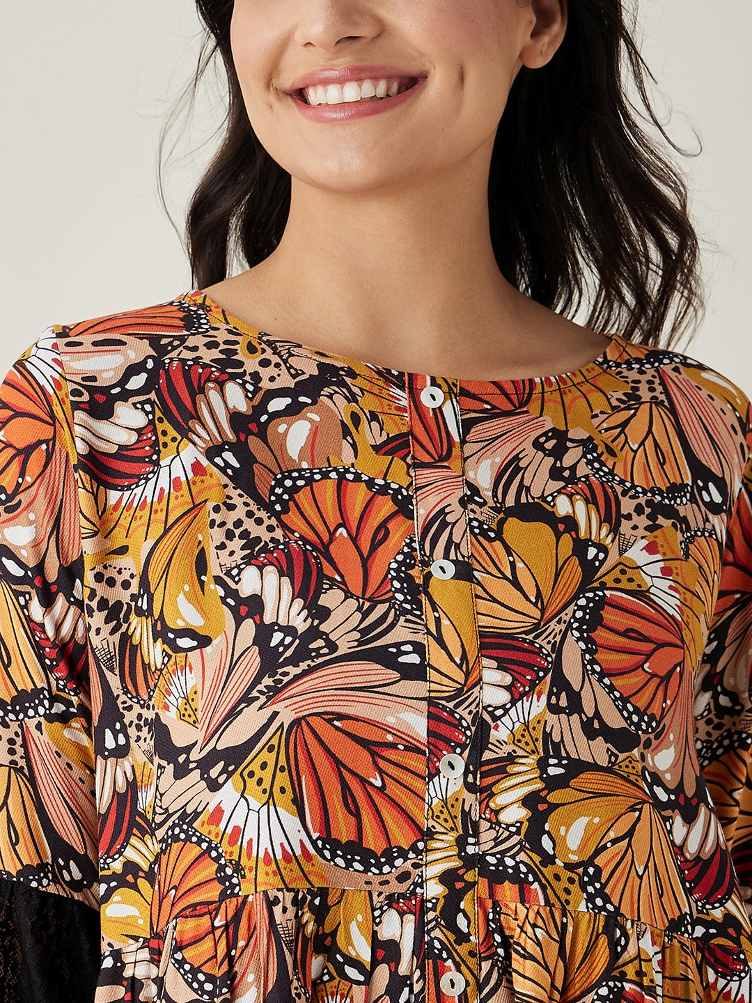 Women's Black Flutter Printed Pajama Set