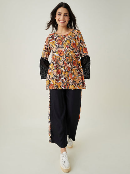 Women's Black Flutter Printed Pajama Set