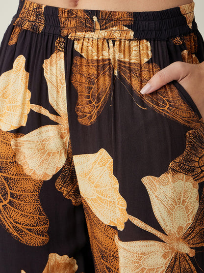 Women's Black Flutter Printed Pyjama Set