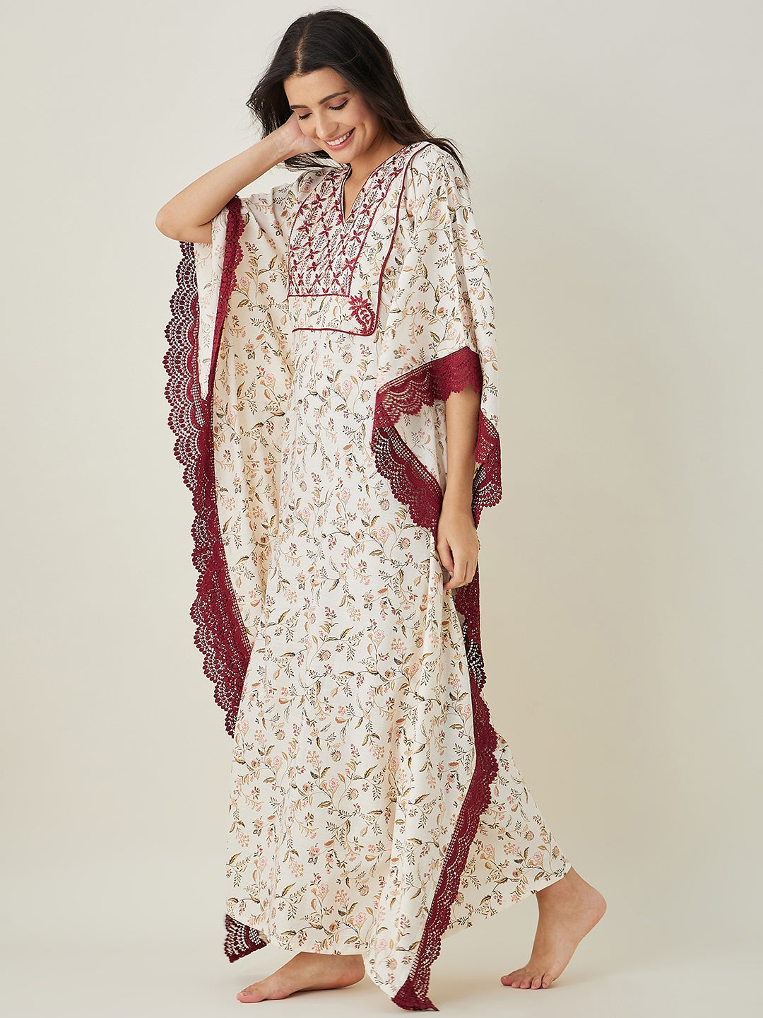Women's White Floral Embroidered Maxi Kaftan