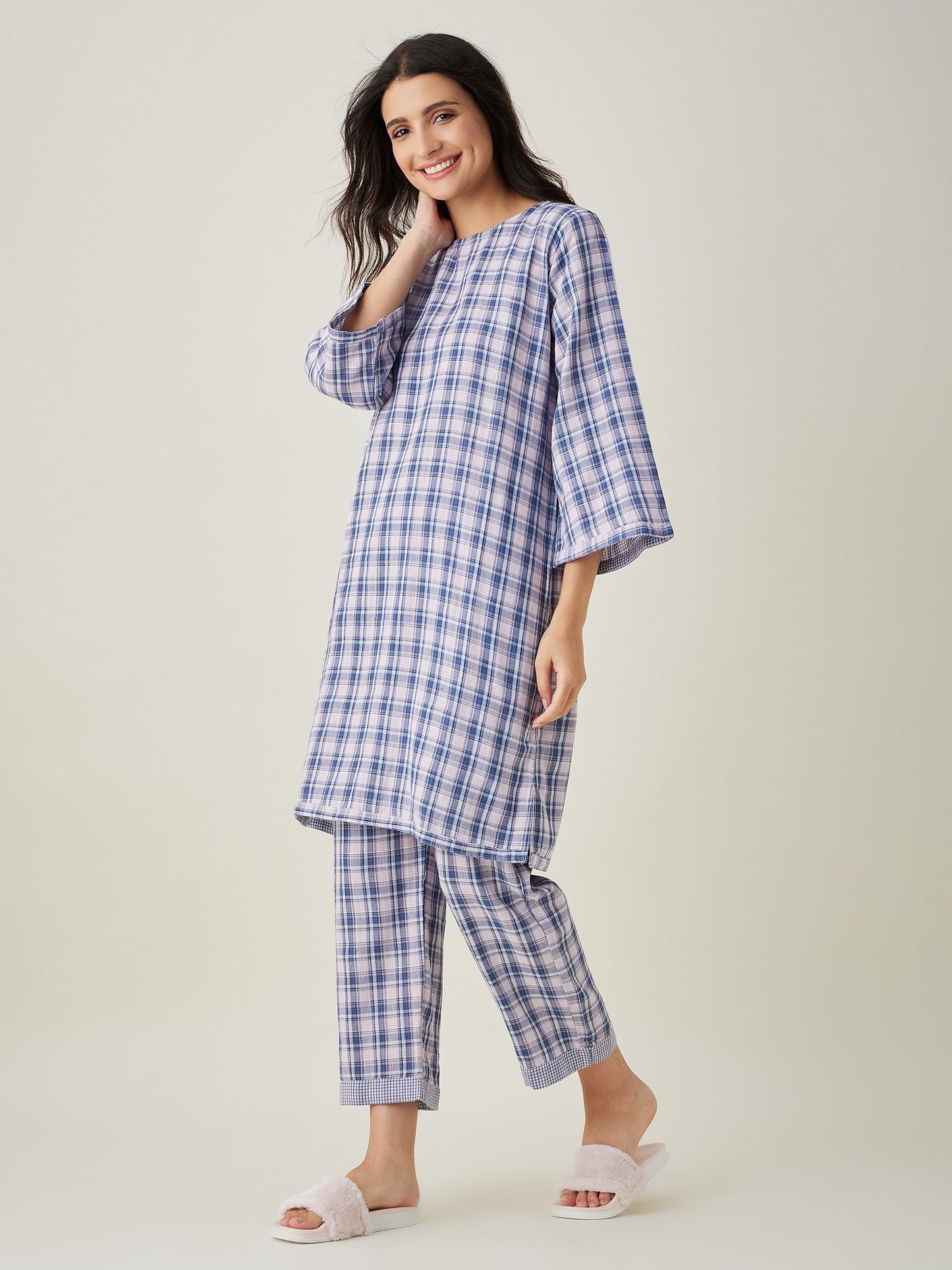 Women's Pink Checks Reversible Top Cotton Pyjama Set