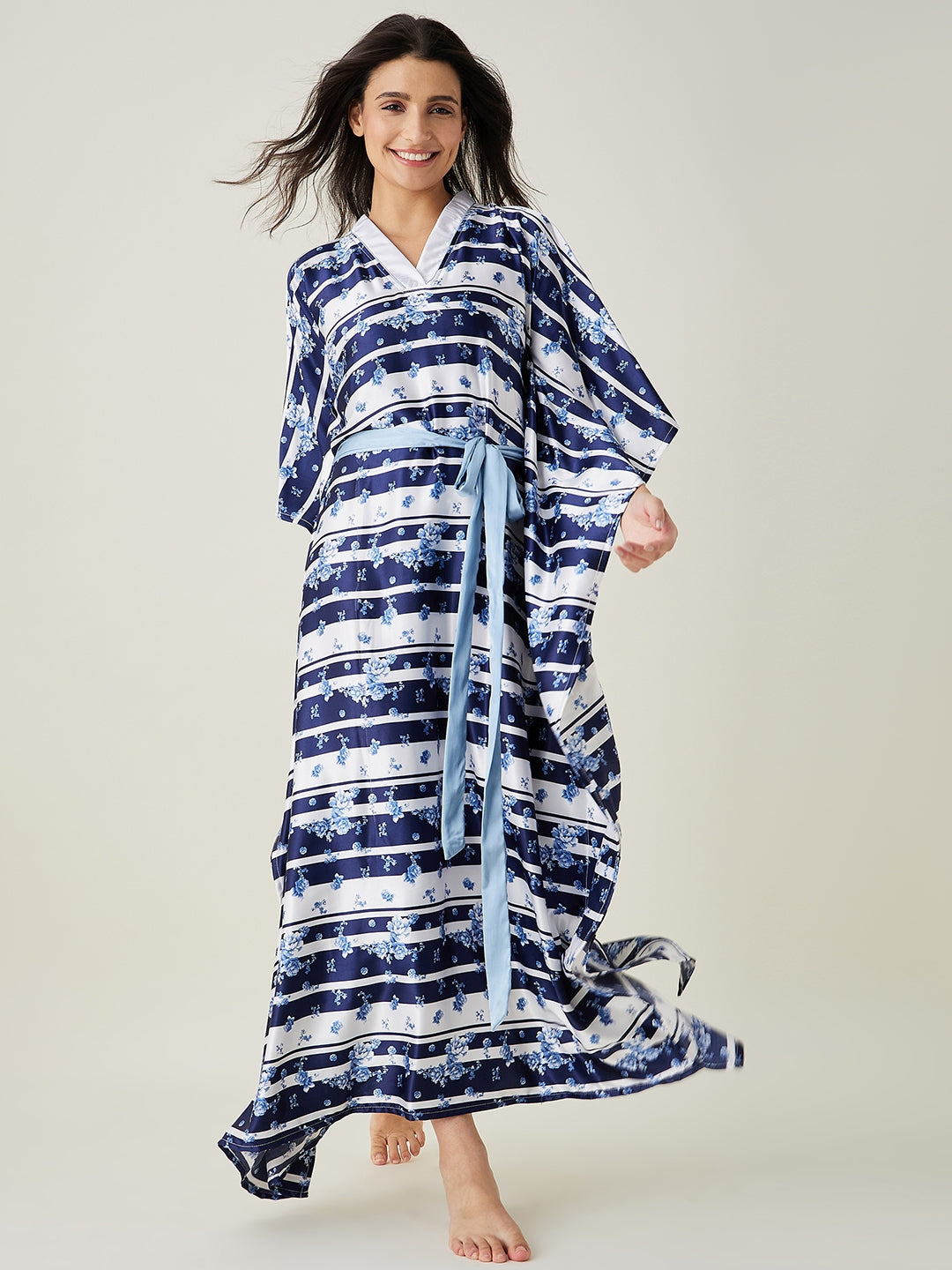 Women's White and Blue Ditsy Floral Loungewear Kaftan