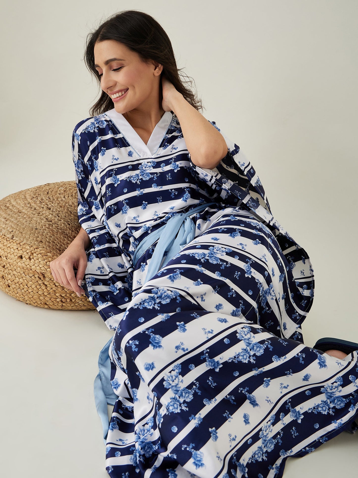 Women's White and Blue Ditsy Floral Loungewear Kaftan