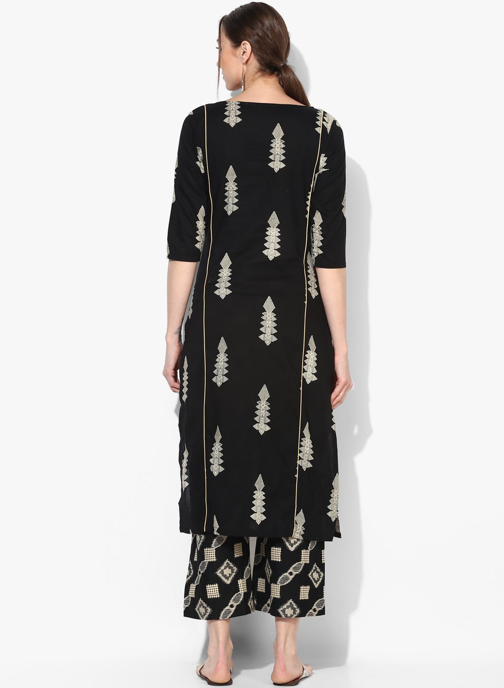 Women's Black Cotton Blend Printed 3/4 Sleeve Round Neck Casual Kurta Set