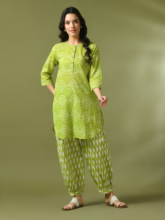 Women's  Green Printed Cotton Round Neck Party Tunic With Trousers Co-Ord Set