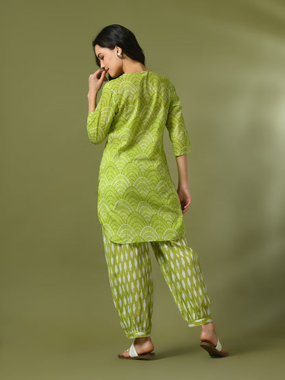 Women's  Green Printed Cotton Round Neck Party Tunic With Trousers Co-Ord Set