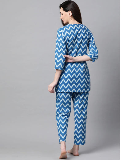 Women's Turquoise Blue & White Graphic Printed Night suit
