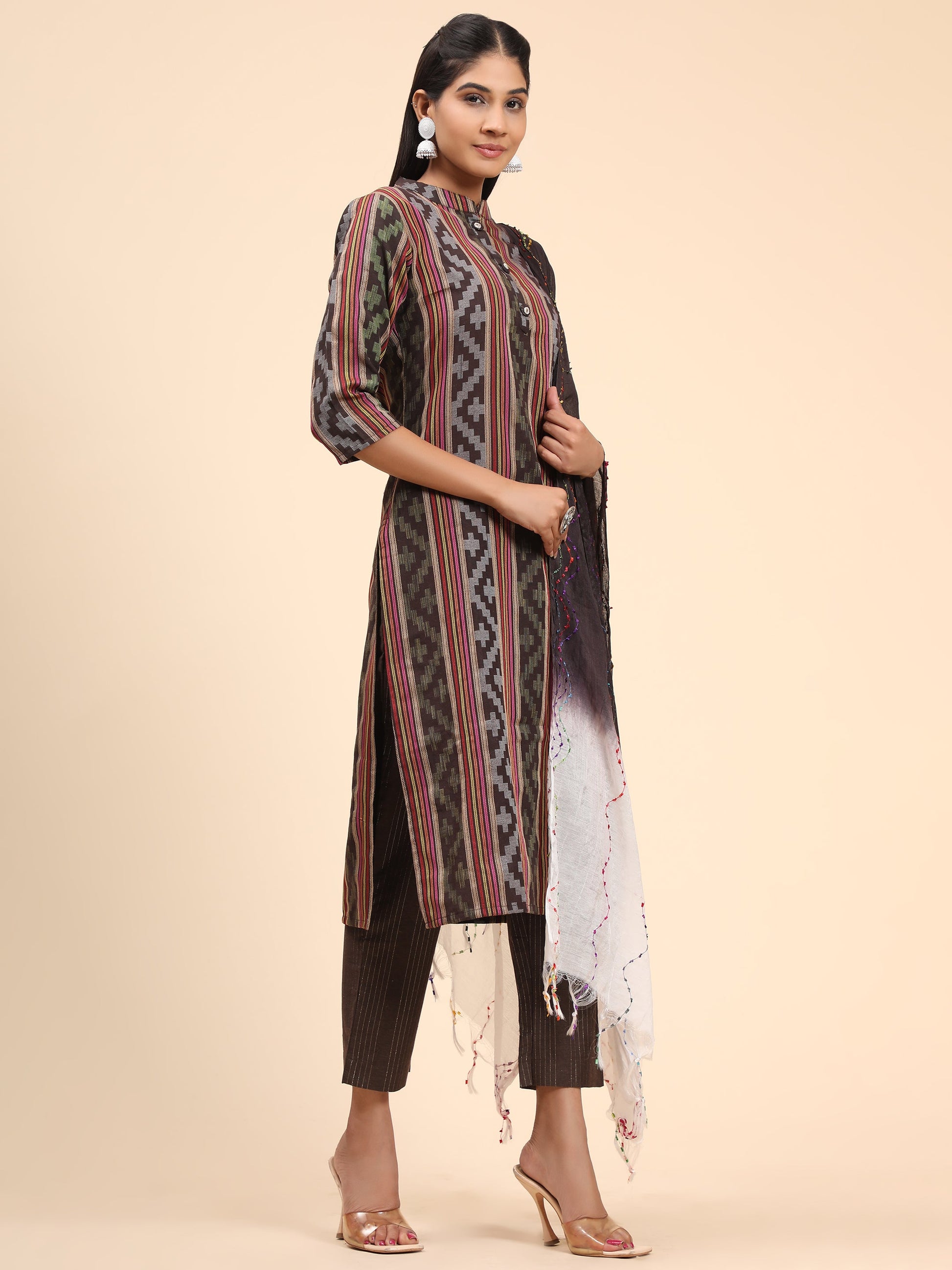 Color_Brown