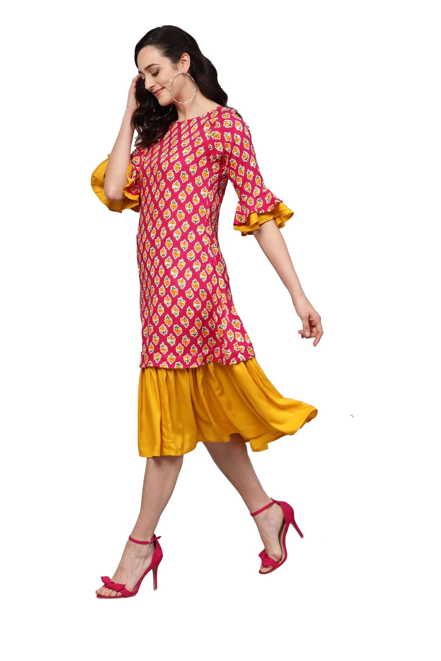 Women's Pink Rayon Printed 3/4 Sleeve Round Neck Dress