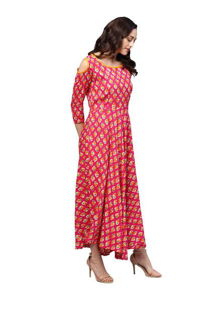 Women's Red Rayon Printed 3/4 Sleeve Round Neck Dress
