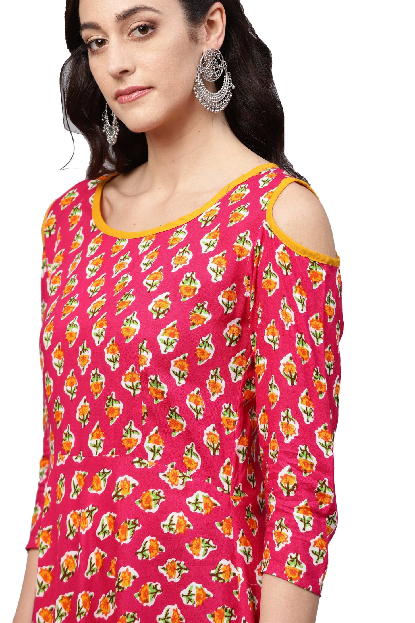 Women's Red Rayon Printed 3/4 Sleeve Round Neck Dress