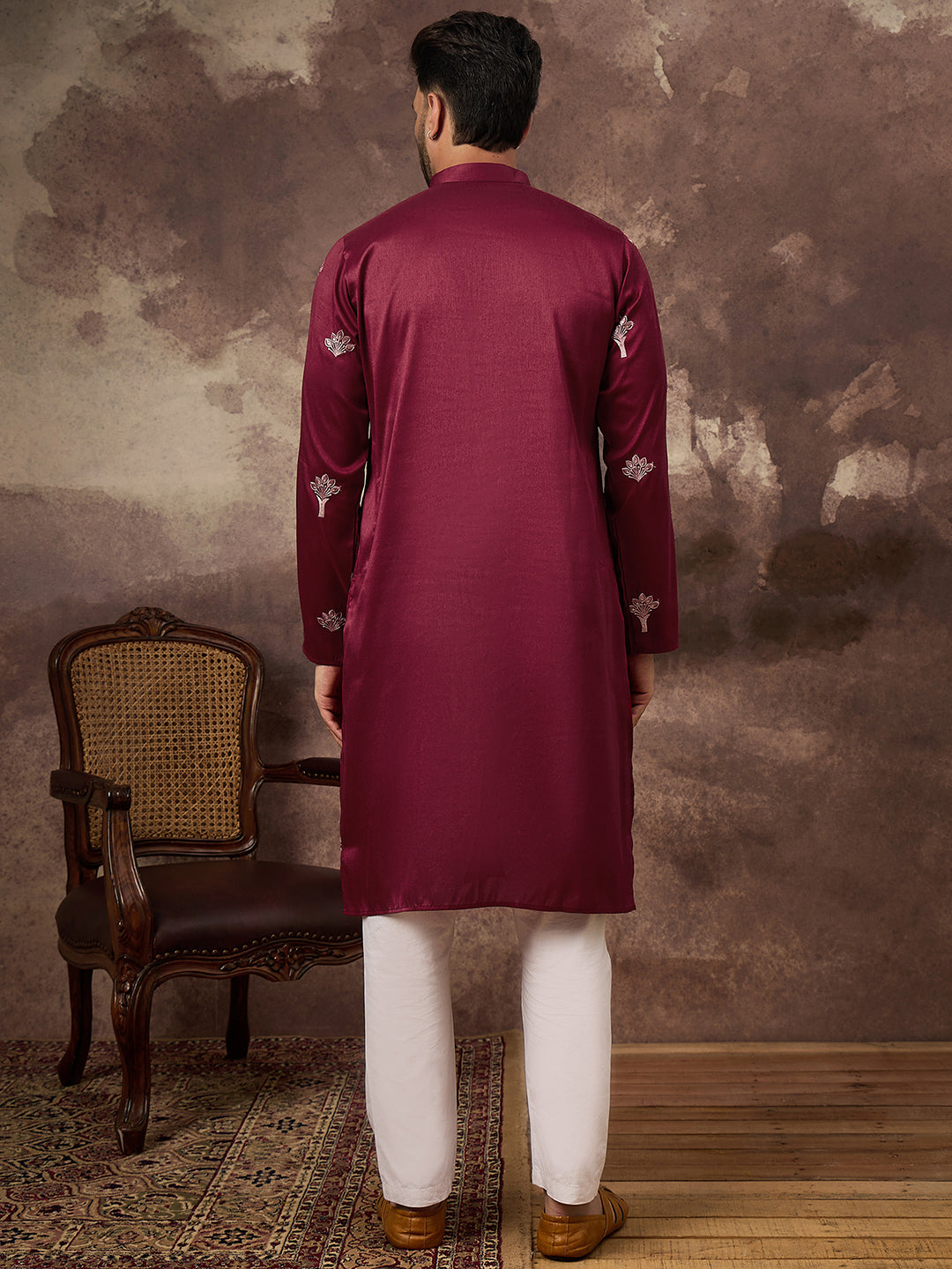 Color_Maroon