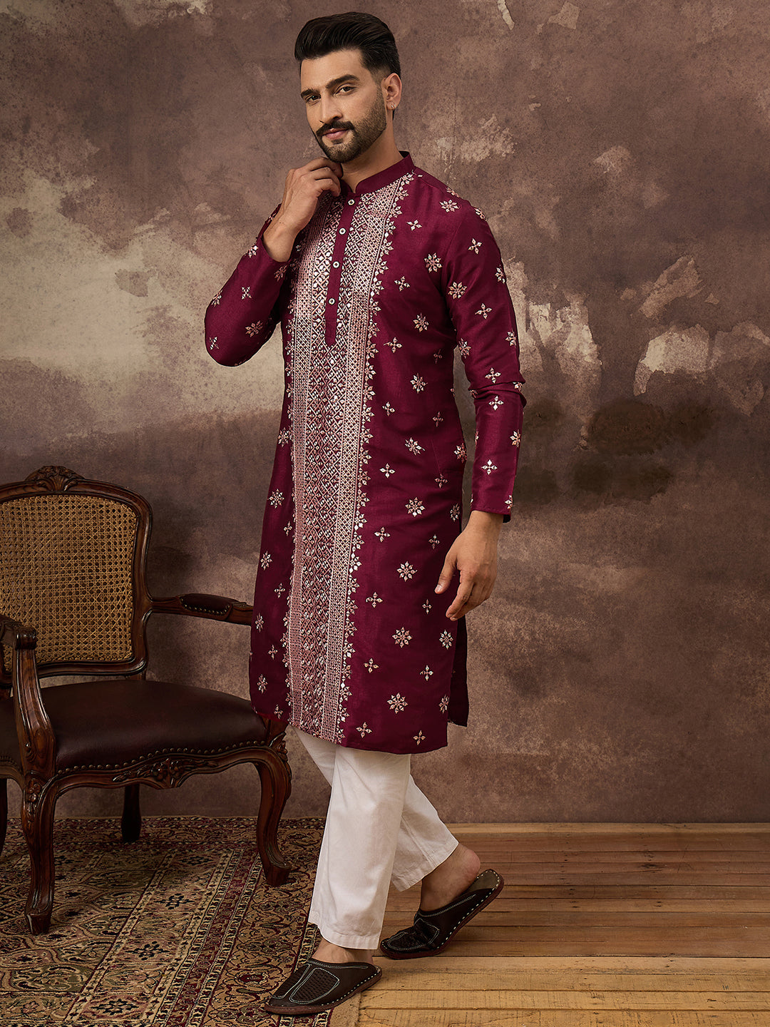Color_Maroon