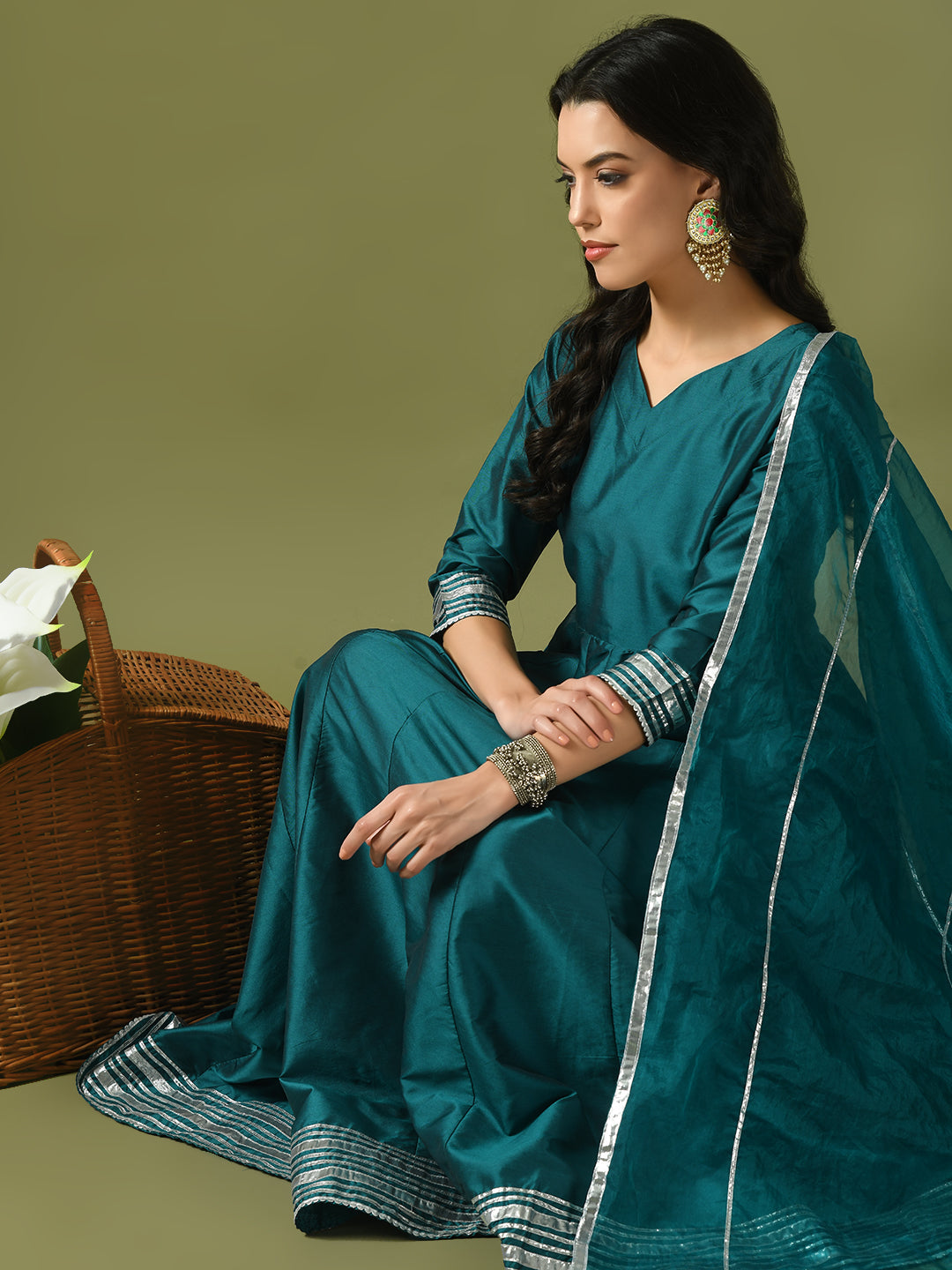 Women's  Teal Solid Silk Anarkali Party Kurta With Dupatta