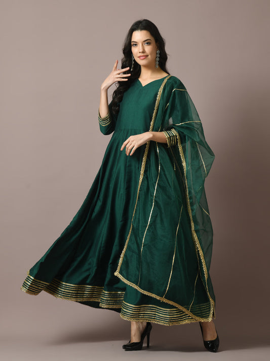 Women's  Green Solid Silk Anarkali Party Kurta With Dupatta