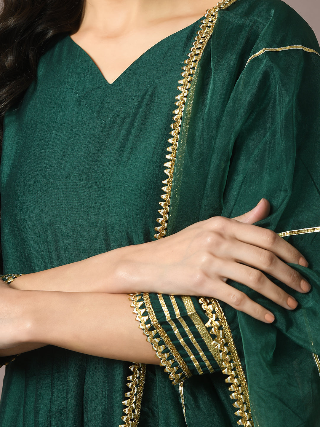 Women's  Green Solid Silk Anarkali Party Kurta With Dupatta
