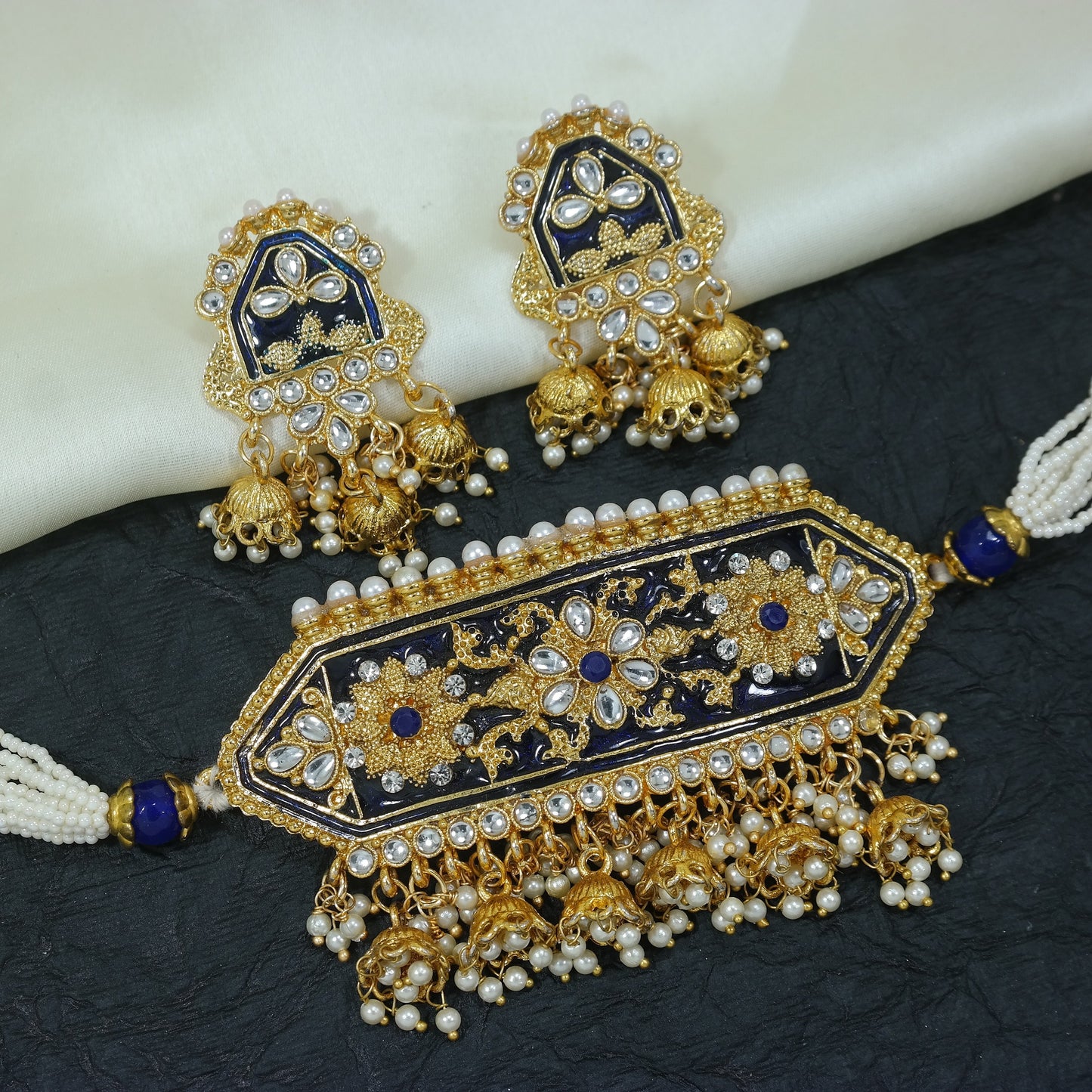 Women's traditiona lgold plated kundan pearl meena work choker jewellery set with jhumkis ml185g