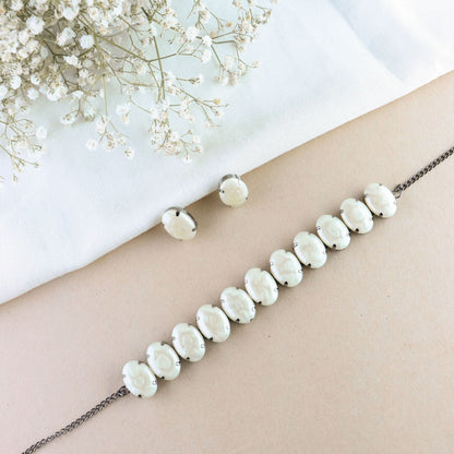 Women's Glamorous Fashionable Eye-Catching Cream Beaded Choker and Earrings Set