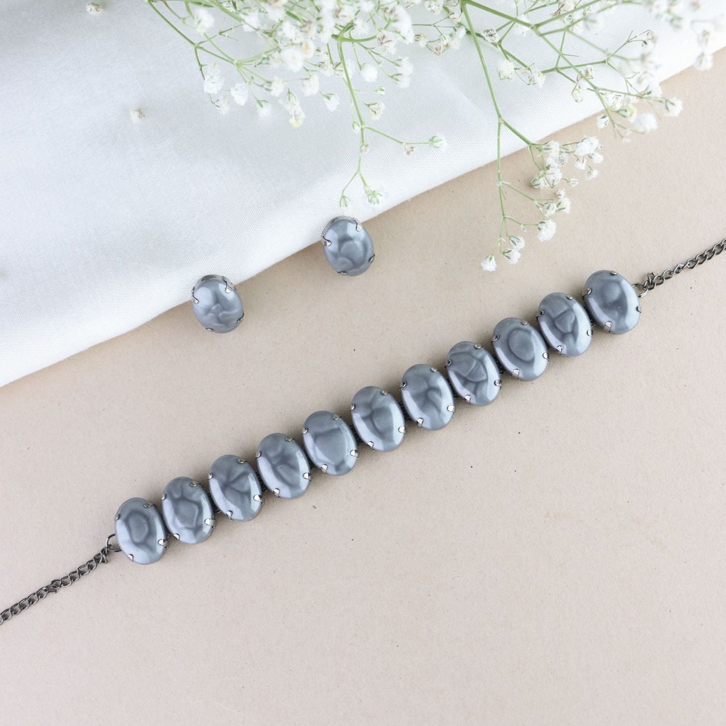 Women's Glamorous Fashionable Eye-Catching Grey Beaded Choker and Earrings Set