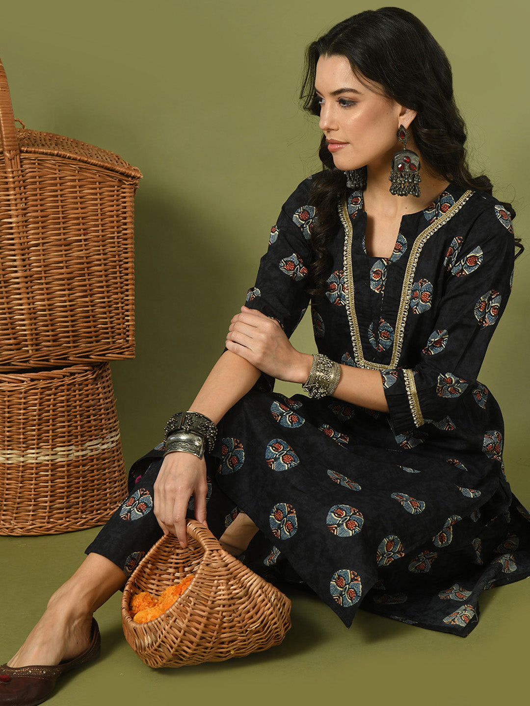 Women's  Black Printed Cotton Straight Party Kurta Sets