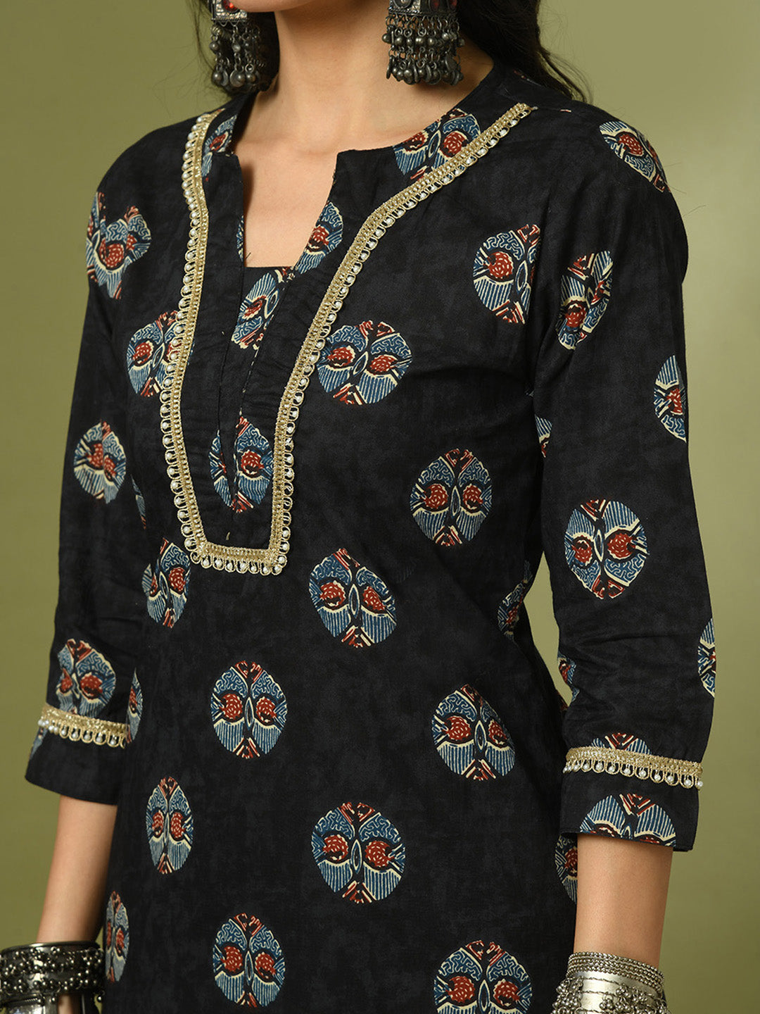 Women's  Black Printed Cotton Straight Party Kurta Sets