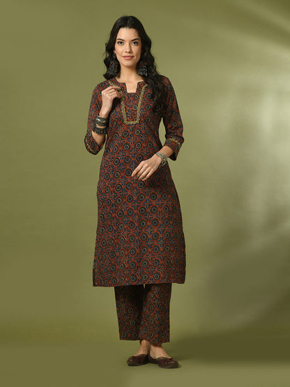Women's  Multi Printed Cotton Straight Party Kurta Sets