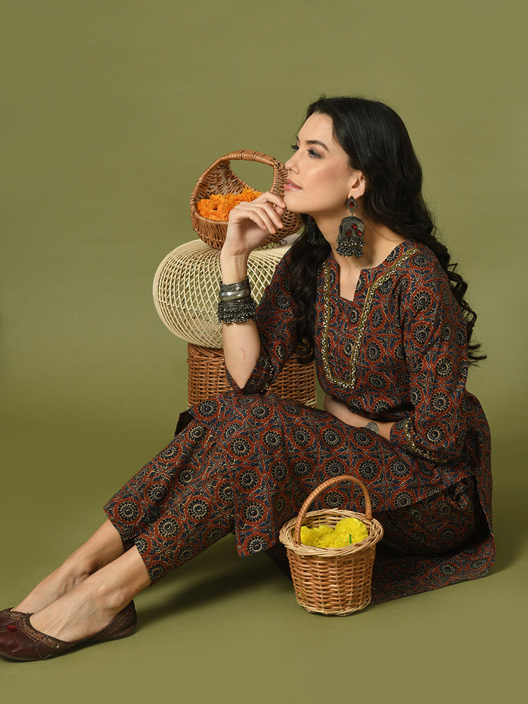 Women's  Multi Printed Cotton Straight Party Kurta Sets