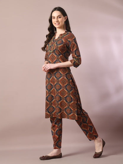 Women's  Multi Printed Cotton Straight Party Kurta Sets