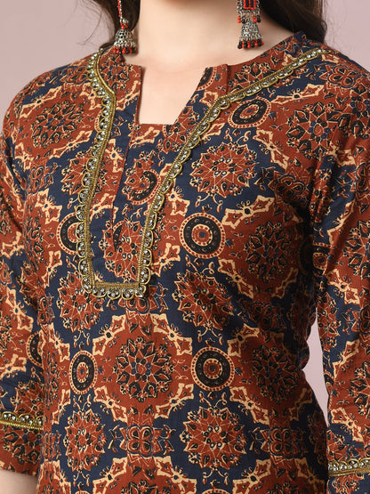 Women's  Multi Printed Cotton Straight Party Kurta Sets