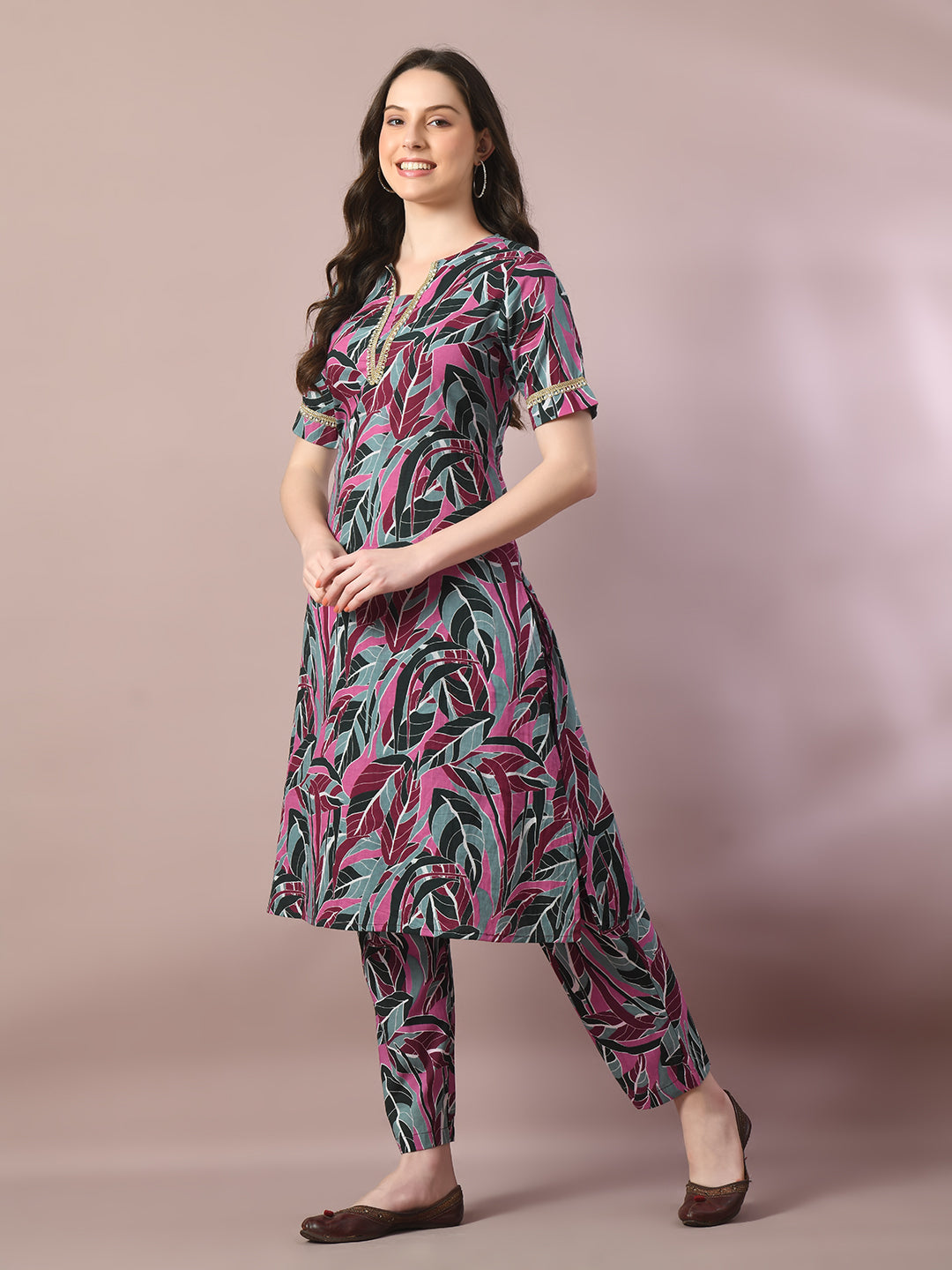 Women's  Multi Printed Cotton Straight Party Kurta Sets