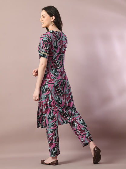 Women's  Multi Printed Cotton Straight Party Kurta Sets