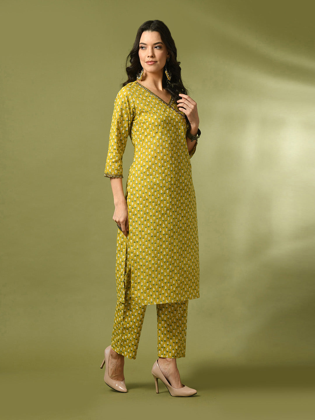 Women's  Yellow Printed Cotton Straight Party Kurta Sets