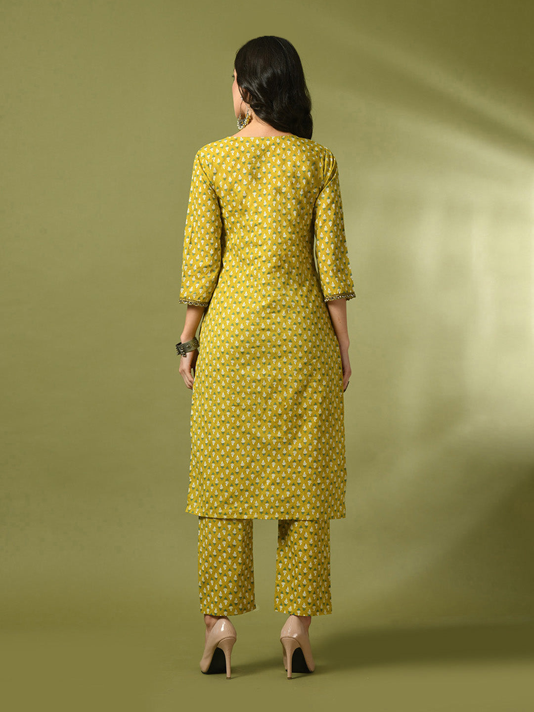 Women's  Yellow Printed Cotton Straight Party Kurta Sets