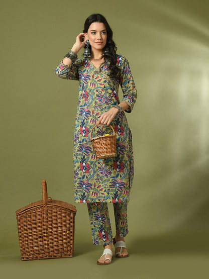 Women's  Multi Printed Cotton Straight Party Kurta Sets