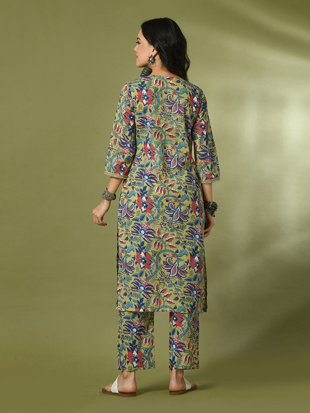 Women's  Multi Printed Cotton Straight Party Kurta Sets