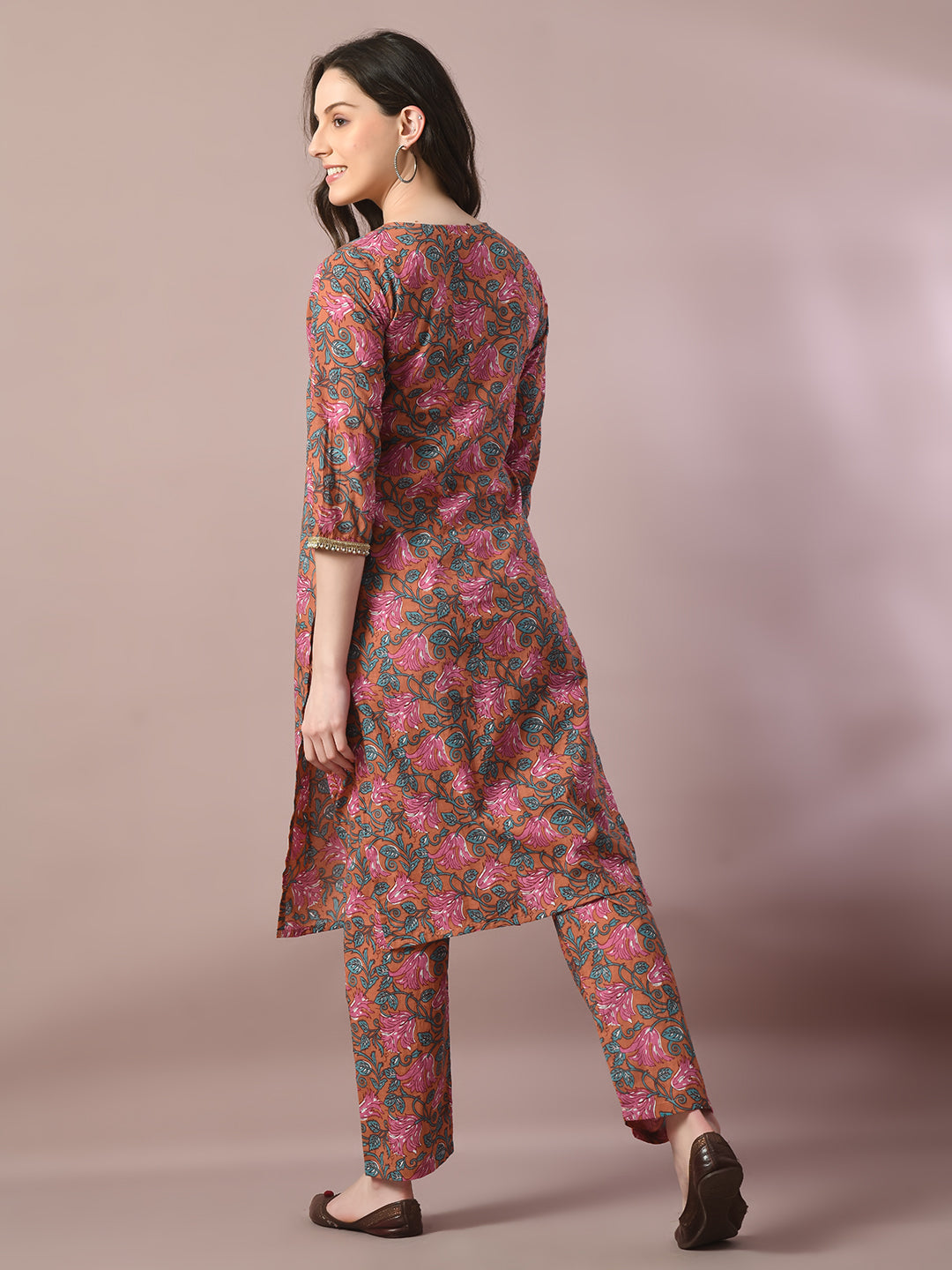 Women's  Multi Printed Cotton Straight Party Kurta Sets