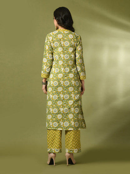 Women's  Multi Printed Cotton Straight Party Kurta Sets