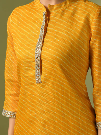 Women's  Yellow Printed Cotton Blend Straight Party Kurta Sets