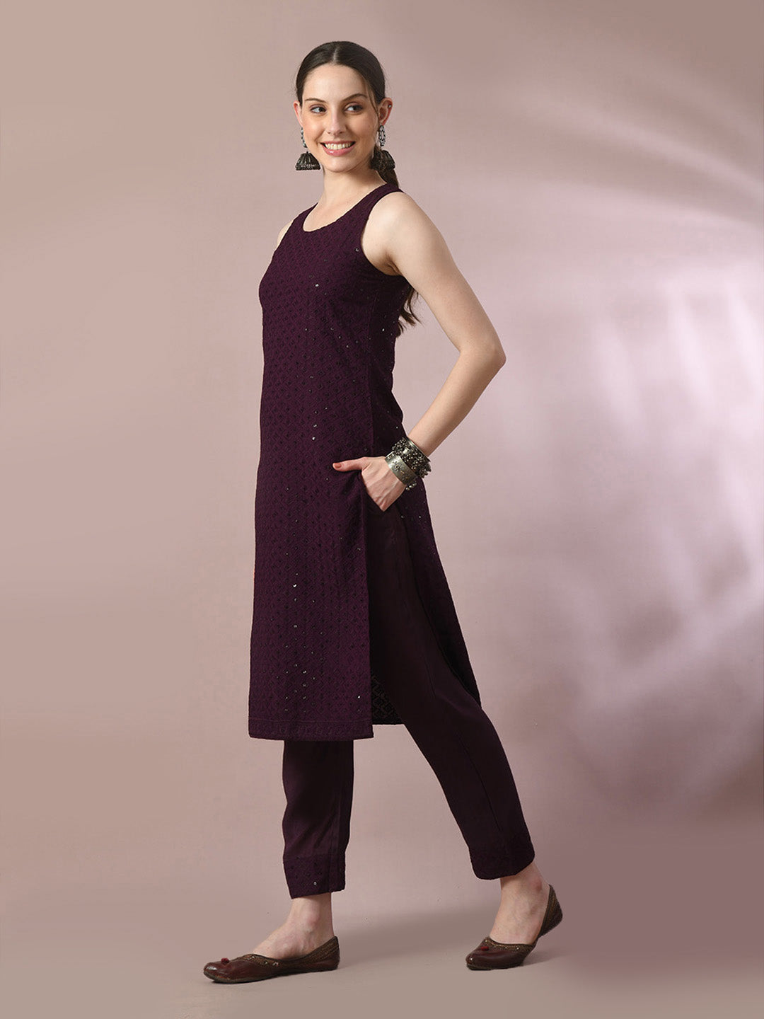 Women's  Magenta Embroidered Cotton Straight Party Kurta Sets