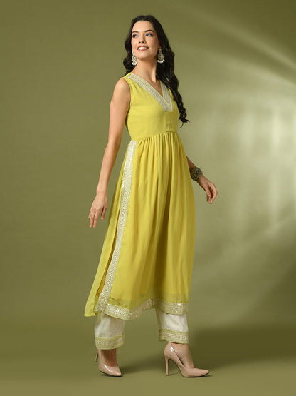 Women's  Yellow Solid Georgette Anarkali Party Kurta Sets