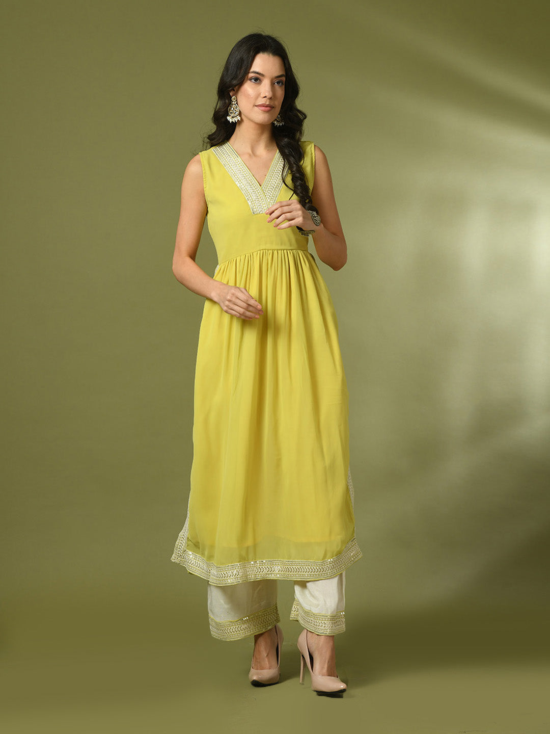 Women's  Yellow Solid Georgette Anarkali Party Kurta Sets