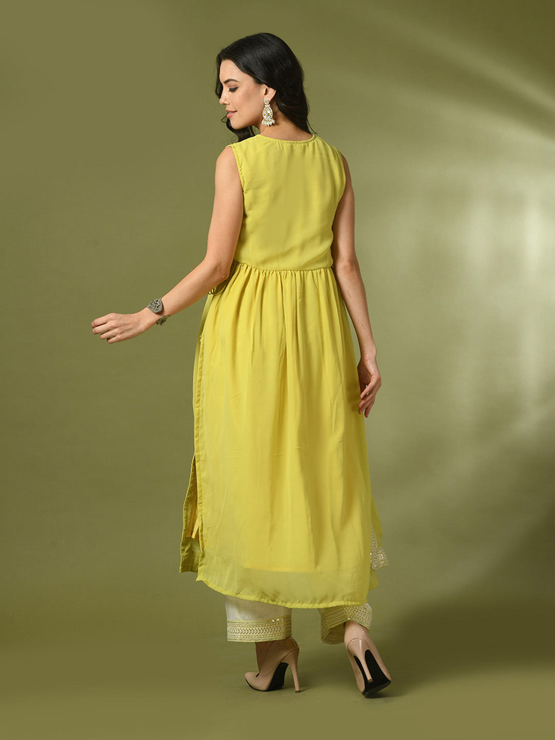 Women's  Yellow Solid Georgette Anarkali Party Kurta Sets