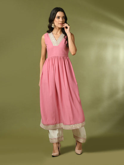 Women's  Pink Solid Georgette Anarkali Party Kurta Sets