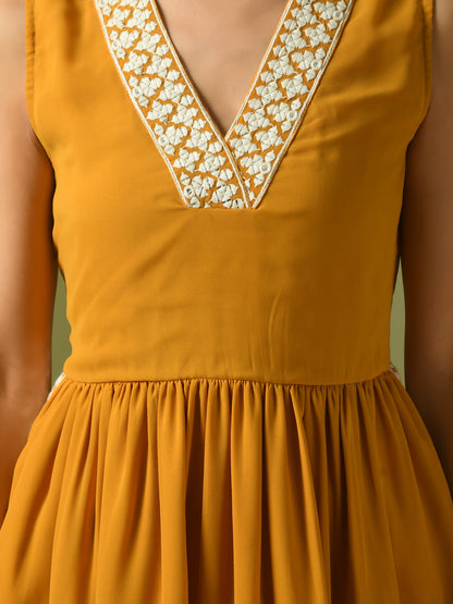 Women's  Yellow Solid Georgette Anarkali Party Kurta Sets
