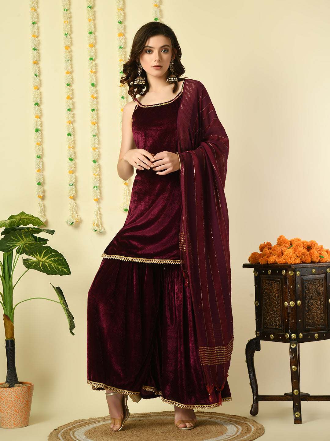 Color_Maroon