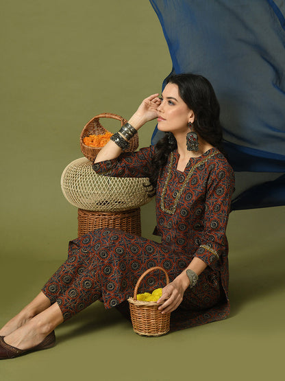 Women's  Multi Printed Cotton Straight Party Kurta Sets With Dupatta
