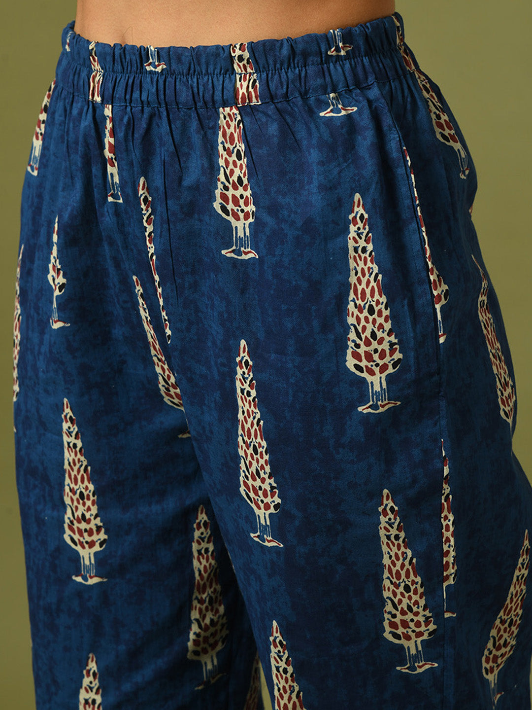 Women's  Blue Printed Cotton Straight Party Kurta Sets With Dupatta