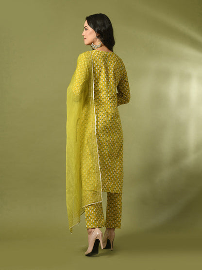 Women's  Yellow Printed Cotton Straight Party Kurta Sets With Dupatta